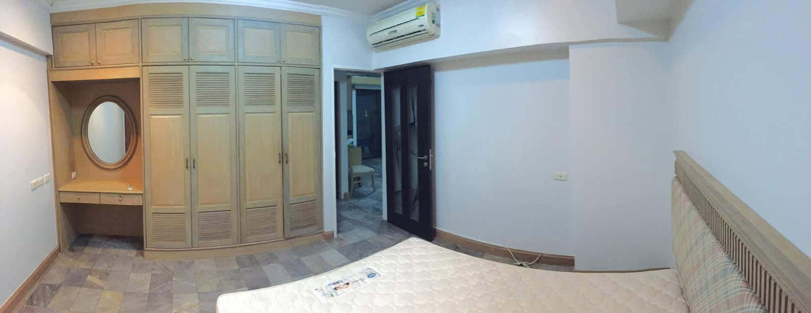 เมอร์ลิน ทาวเวอร์ / Merlin Tower – รูปที่ 3