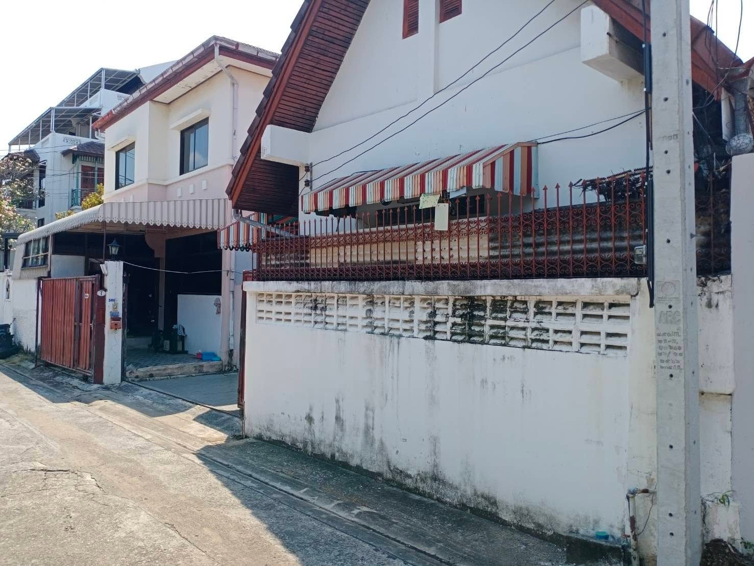 ขายบ้านพร้อมที่ดิน เอกมัย ซอย สุขุมวิท 65 ทำเลดี เข้าออกเอกมัย-สุขุมวิท  – รูปที่ 4