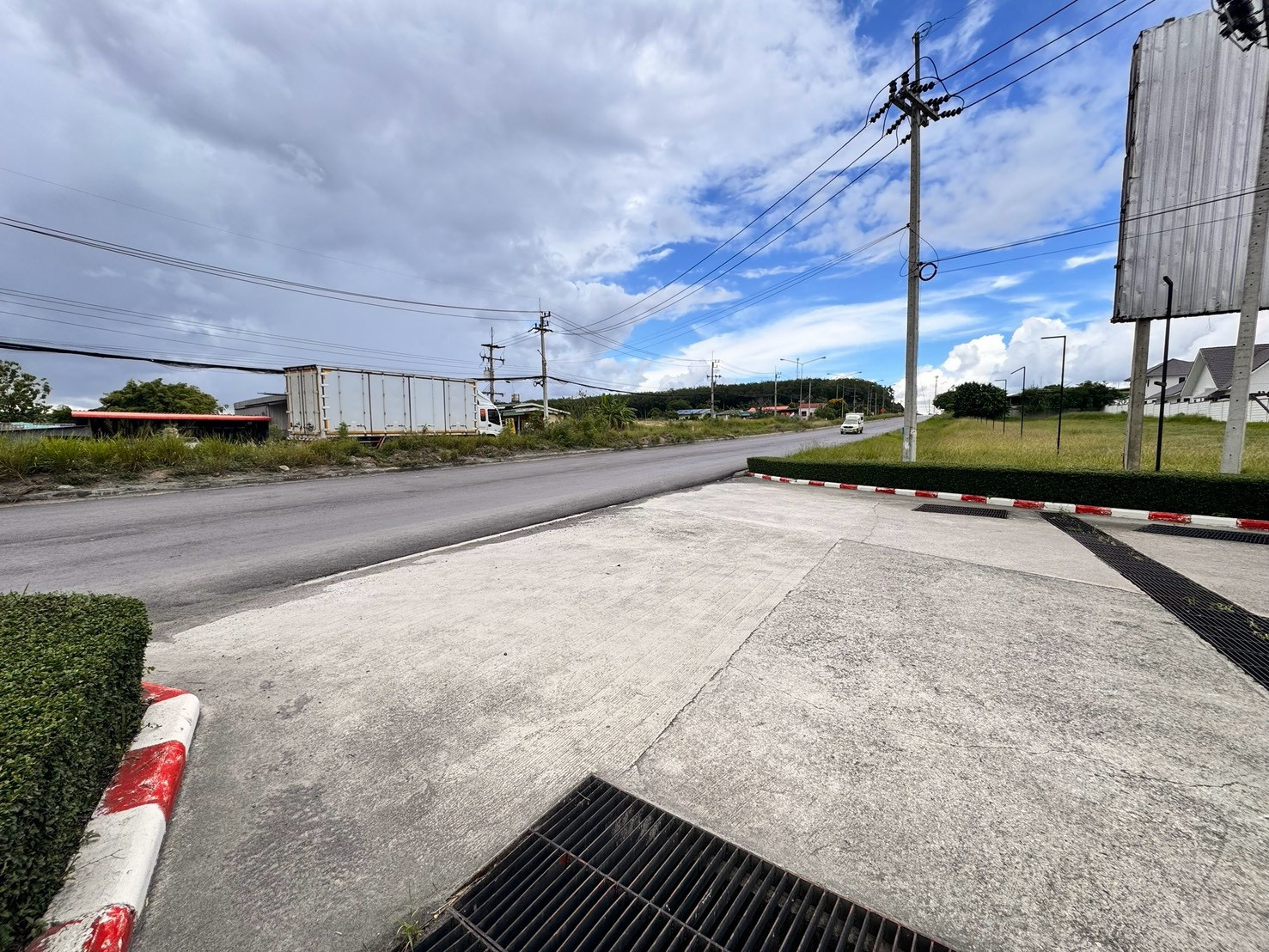 บ้านเดี่ยว 3 นอน 3 น้ำ ที่ดิน 74.7 ตร.วา ใกล้นิคม Eastern Seaboard เพียง 3.7 ล้าน – รูปที่ 2