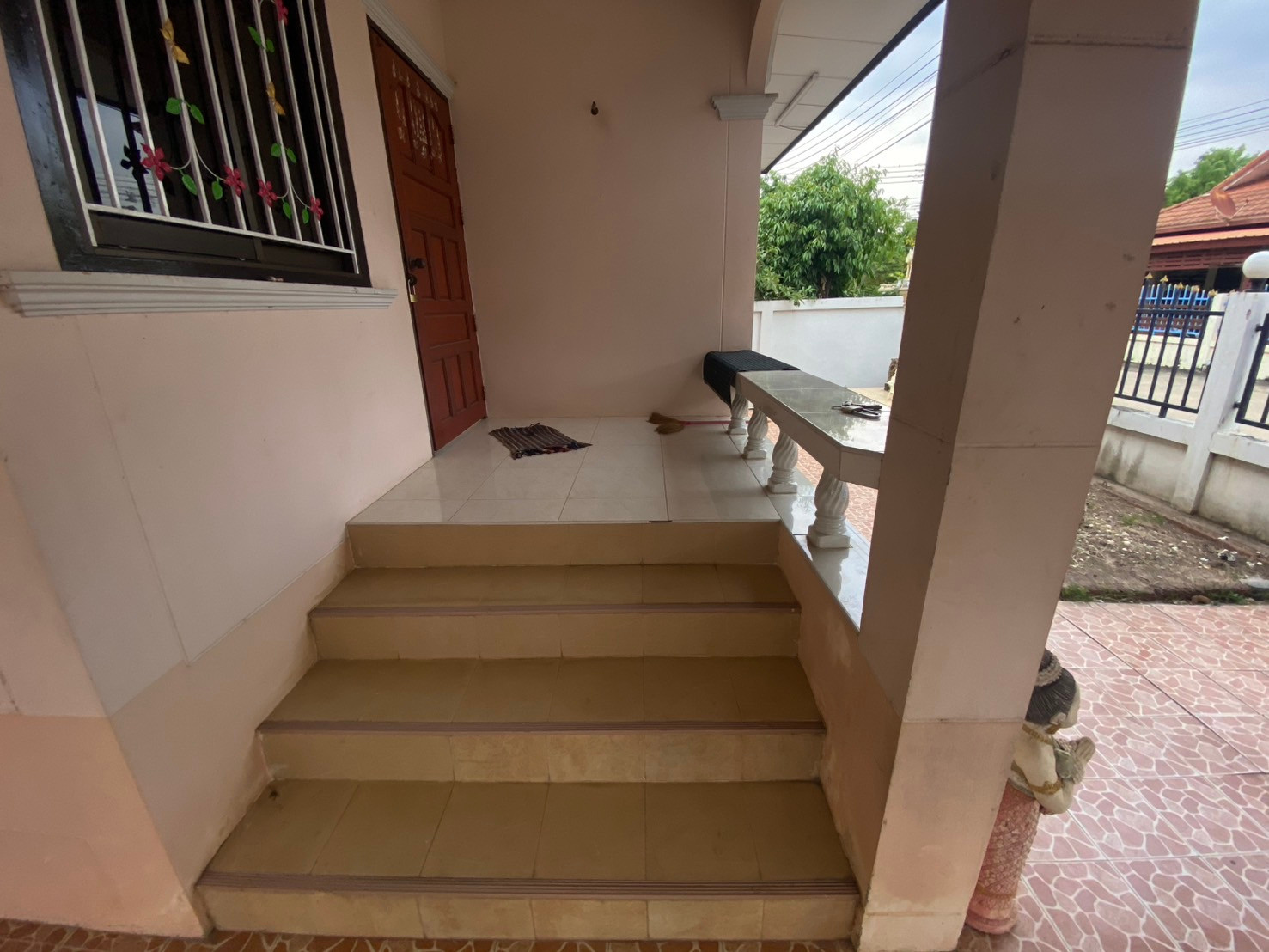 บ้านเดี่ยวหลังใหญ่ 77 ตร.ว. พิกัดนางรอง ตำบล นางรอง อำเภอนางรอง บุรีรัมย์  – รูปที่ 2