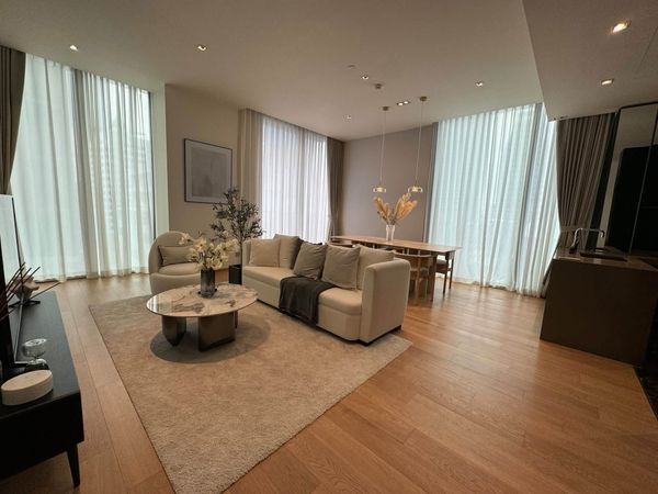 🏡 FOR RENT | 28 Chidlom ✨ Corner room 90 sq m. | Beautiful layout | Wide living room | Villa building, few units