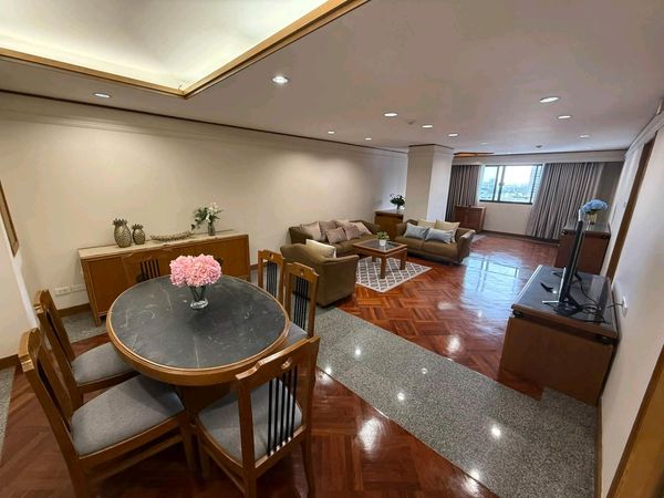 ปล่อยเช่าคอนโด 2 ห้องนอน United Tower ทองหล่อ