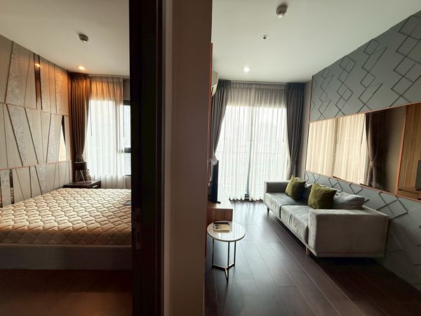 Condo C Ekkamai for rent, 1 bedroom, 32 sq m, west side, 9th floor.