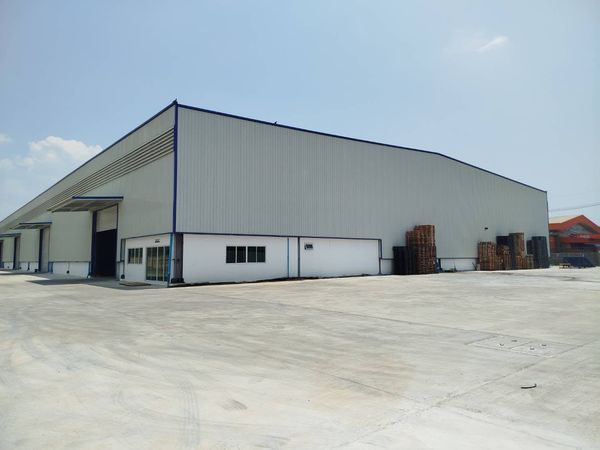 For Rent, 📦 WAREHOUSE & OFFICE 🟡 Yellow Zone 📐 Warehouse Area: 4,600 sq.m. + Outdoor Area: 3,000 sq.m.📍 Si Racha, Chonburi