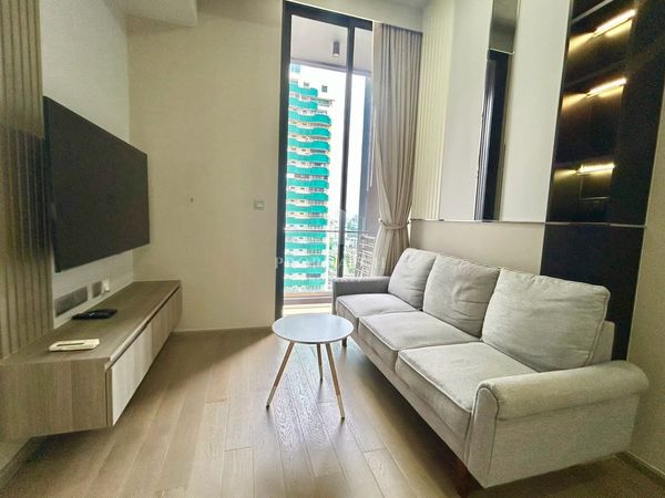 ✨Flash Deal ✨ CELES Asoke ( 1Bed 1Bath 48SQM.) พร้อมอยู่ ! เพียง 48,000 บาทต่อเดือน Tel.0981315848@propmatch 