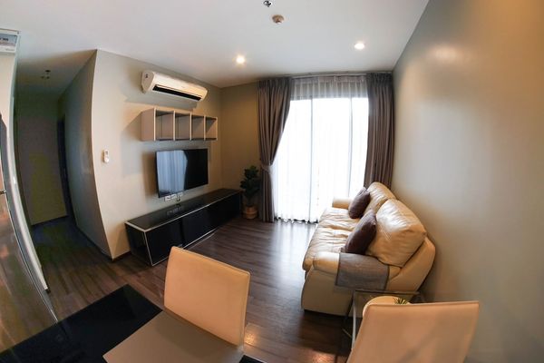 🏡 For rent The Base Park West T77 On Nut ✨ Newly renovated room | Corner room | Decorated and ready to move in, 2 bedrooms | 2 bathrooms | 53.5 sq m. 🏢 Corner room | 2nd floor | Ready to move in