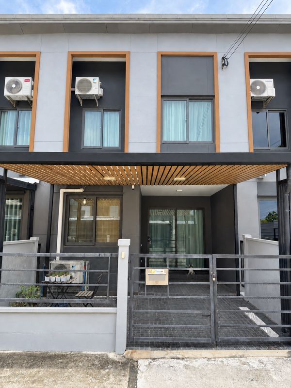 🔥 ทาวน์โฮม 3 ห้องนอน ราคา 2 ล้าน! 🏡 พลีโน่ ทาวน์ บางนา