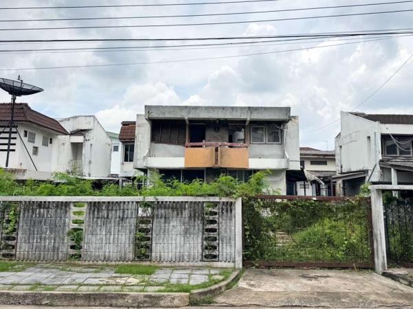 ที่ดิน 88 ตร.ว. โครงสร้างดี รีโนเวทได้เต็มที่ 🏡 หมู่บ้านเมืองทอง 2/2 พัฒนาการ 61 / 88 ตร.วา (ขาย), Muang Thong 2/2 Village, Phatthanakan 61 / 88 Square Wa (FOR SALE) FAS098
