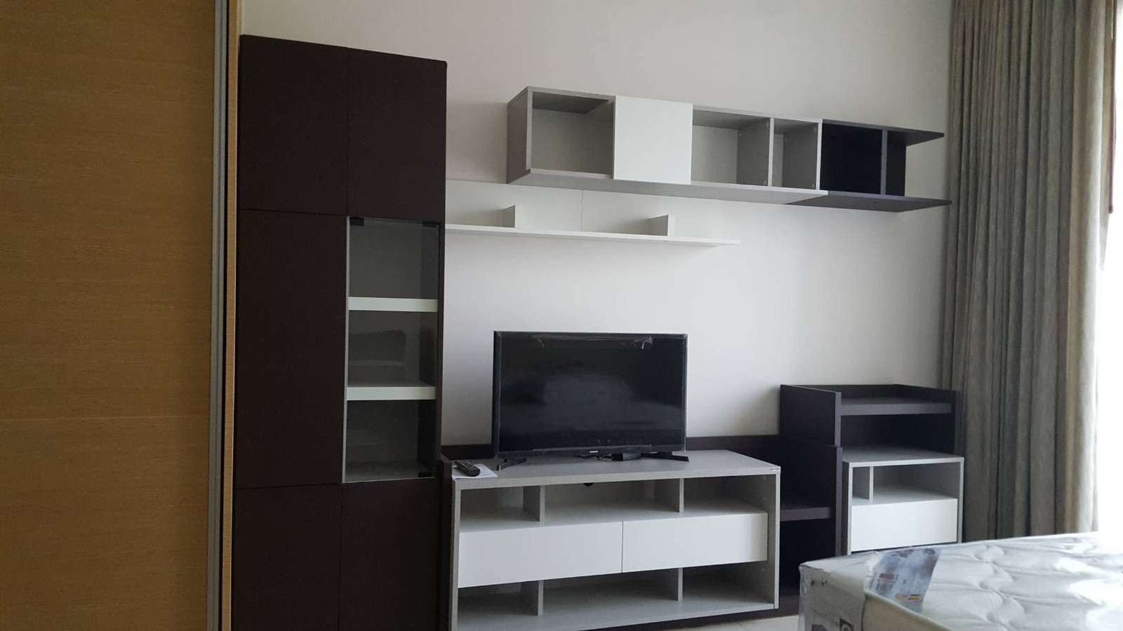 For Rent The Lofts Ekkamai — Studio | BTS Ekkamai | Fully Furnished GTN-0837