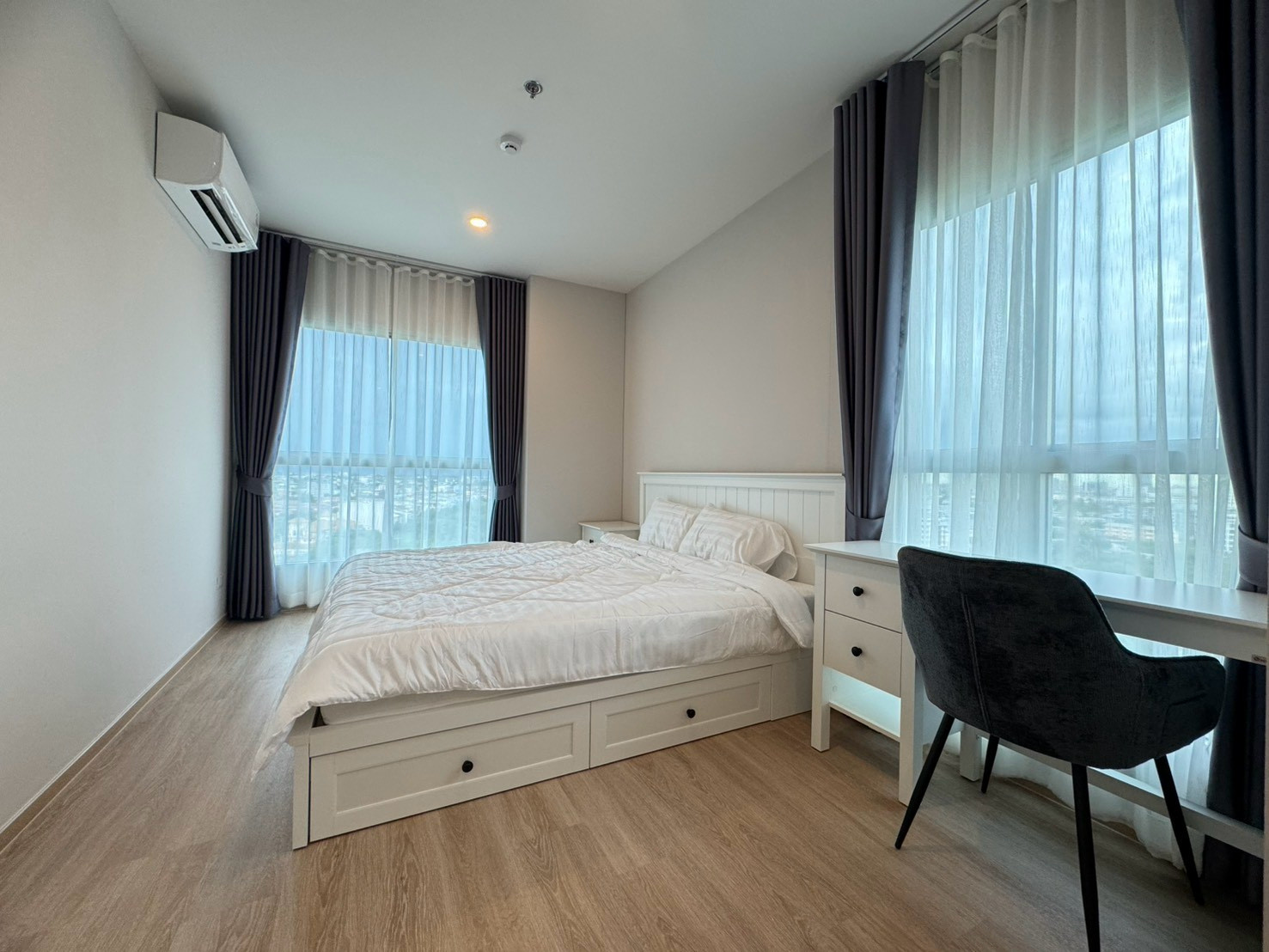 SVR-637 Condo for rent Lumpini Place Chaengwattana-Pak Kret Station, size 35 sq m., 1 bedroom, 12A floor. SVR-637 Condo for rent Lumpini Place Chaengwattana-Pak Kret Station, size 35 sq m., 1 bedroom, 12A floor.