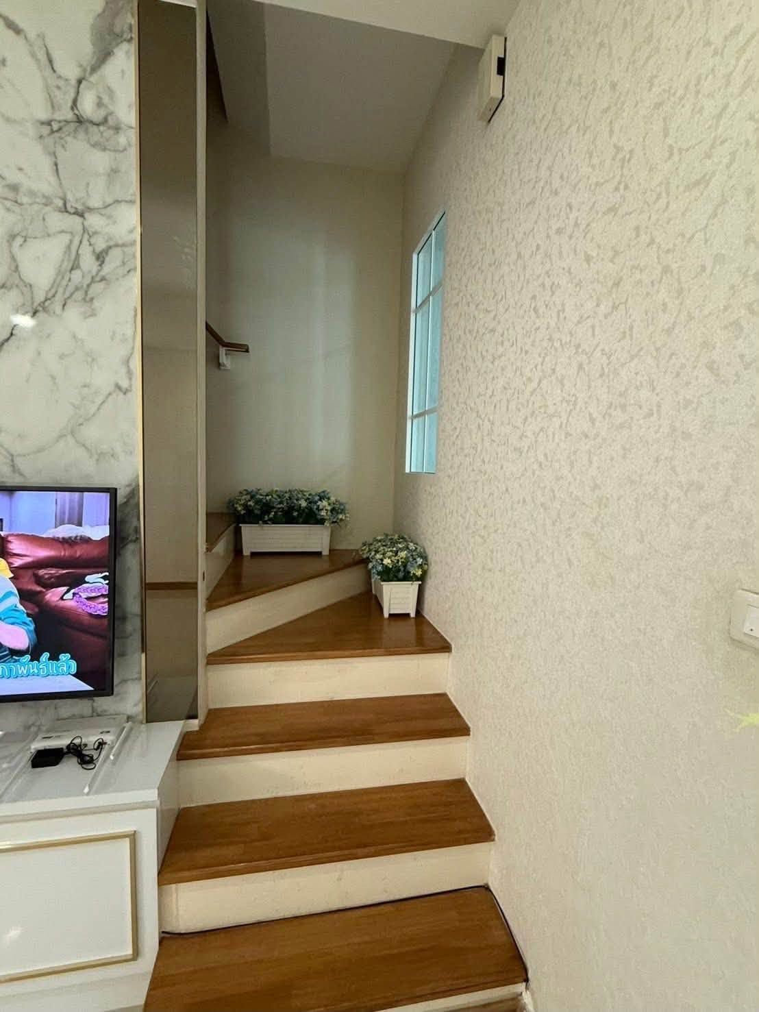 ให้เช่าทาวน์โฮม 2 ชั้น โกลเด้น ทาวน์ สาทร-กัลปพฤกษ์ (Golden Town Sathorn - Kalapapruek) Pet-Friendly เครื่องใช้ไฟฟ้าครบ พร้อมเข้าอยู่ – รูปที่ 4