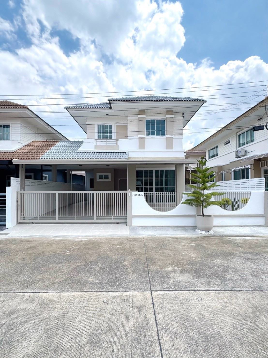 ขายบ้านเดี่ยว หมู่บ้านภัทรินทร์ 2 ต้นหทัยราษฎร์ 4 ห้องนอน 45.1 ตร.ว. บ้านสไตล์โมเดิร์น-มินิมอล 4.89 ล้าน