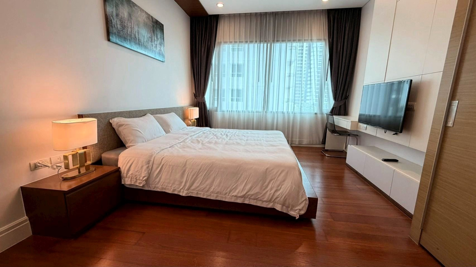 Hot Deal 🔥🔥🔥Bright Sukhumvit 24 — Spacious 1BR For Rent 🔥🔥🔥 – รูปที่ 4