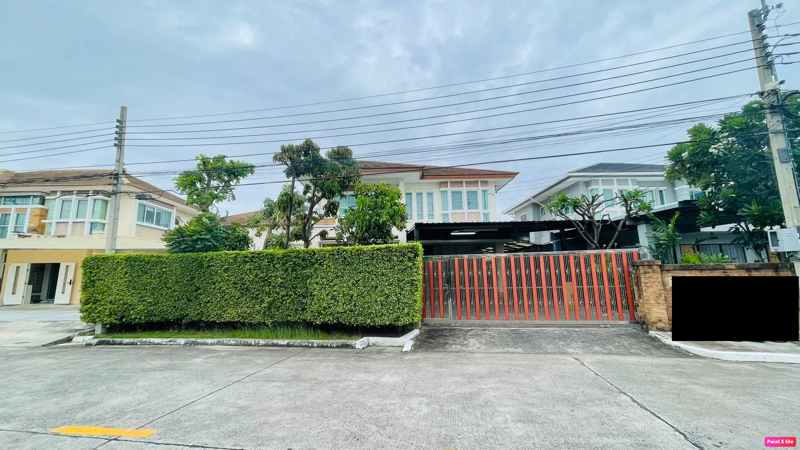 ถนนเมน 86.5ตรว 4นอน3น้ำ บ้านเดี่ยว 2 ชั้น เลอนีโอ ศรีนครินทร์-วงแหวน ถนนเมน 86.5ตรว 4นอน3น้ำ บ้านเดี่ยว 2 ชั้น เลอนีโอ ศรีนครินทร์-วงแหวน