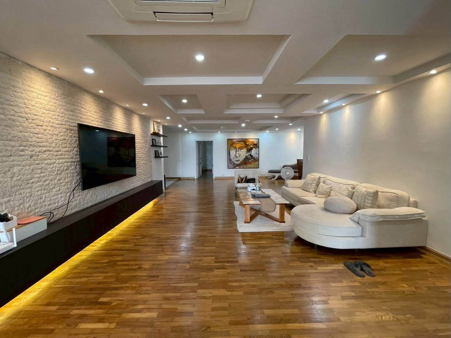 📍For Rent ✨President Park Sukhumvit 24✨ 3 beds, 3 baths, size 223 sqm, Near BTS Phromphong (1.1 km), Tel.0982645161 📍For Rent ✨President Park Sukhumvit 24✨ 3 beds, 3 baths, size 223 sqm, Near BTS Phromphong (1.1 km), Tel.0982645161