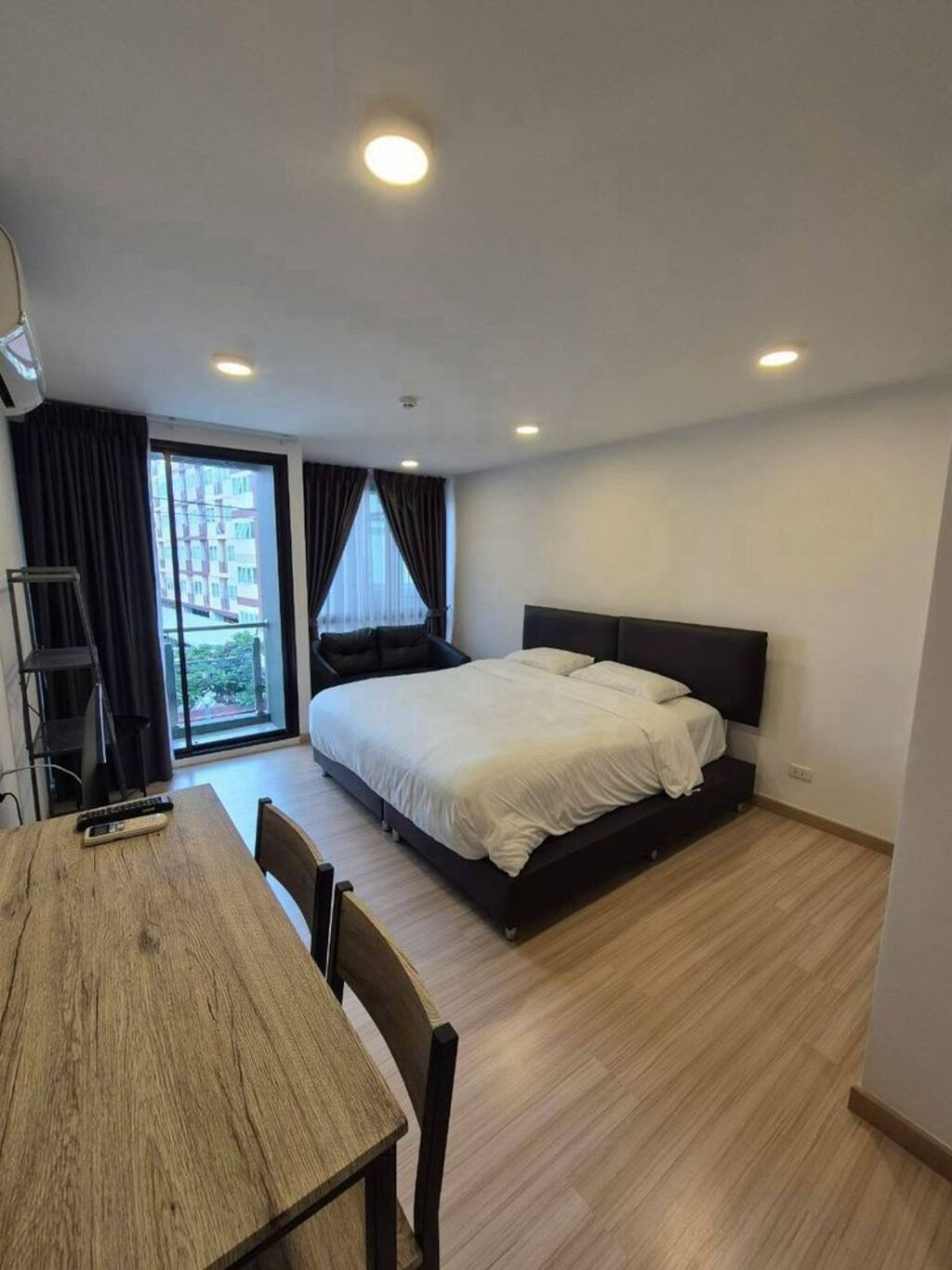 For Rent Chateau In Town Pinklao - Siriraj Unit 13/125 (Pet-friendly) (MRT Bang Yi Khan, Bang Khun Non) For Rent Chateau In Town Pinklao - Siriraj Unit 13/125 (Pet-friendly) (MRT Bang Yi Khan, Bang Khun Non)