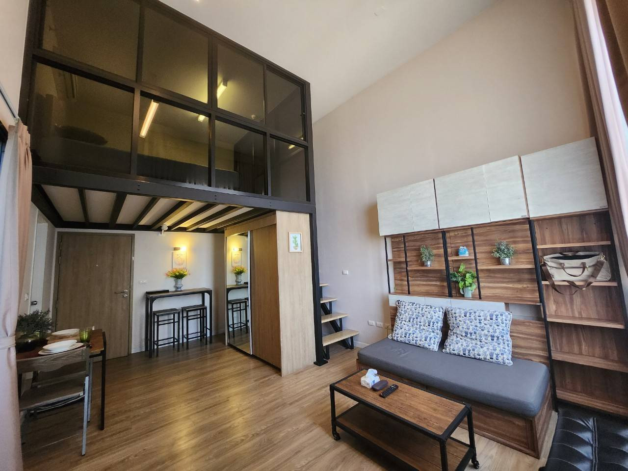 Condo for rent: Blossom Condo @ Fashion, beautiful room with electrical appliances. Fully furnished Condo for rent: Blossom Condo @ Fashion, beautiful room with electrical appliances. Fully furnished