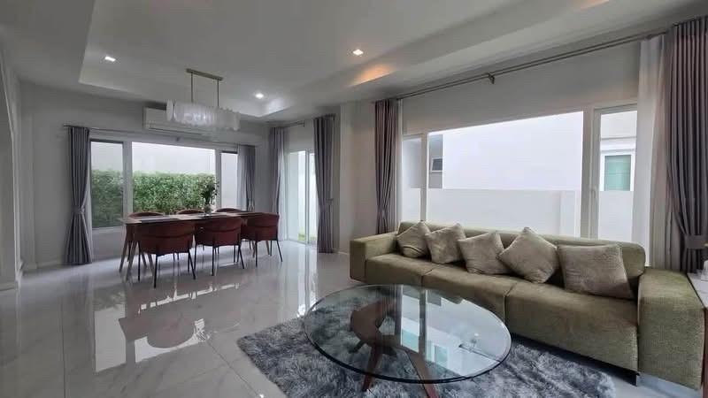 ให้เช่าบ้านเดี่ยวสไตล์ Modern French | บ้านพร้อมอยู่ | ติดสวนและคลับเฮ้าส์ – รูปที่ 2