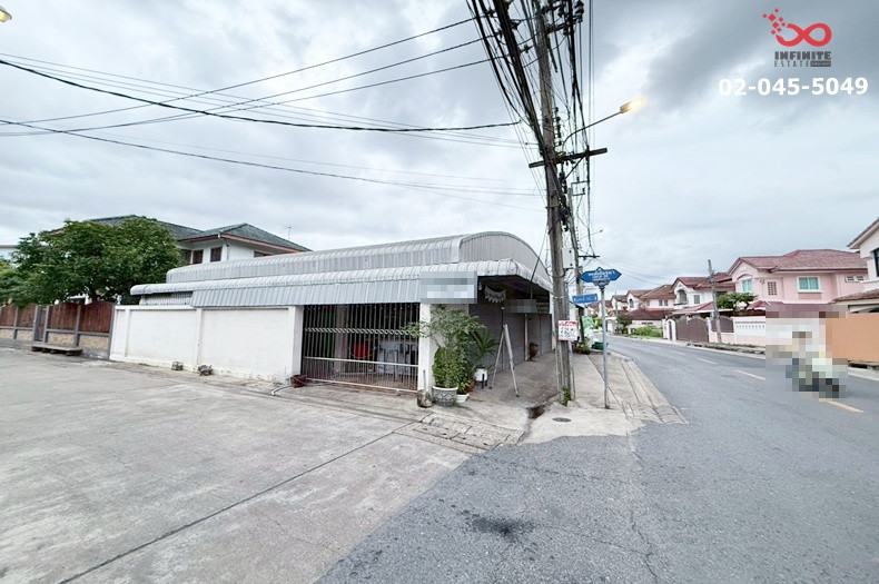 Land for sale, 131 sq m, Phahonyothin Road, Soi Phahonyothin 54/1, near BTS Saphan Mai. Land for sale, 131 sq m, Phahonyothin Road, Soi Phahonyothin 54/1, near BTS Saphan Mai.