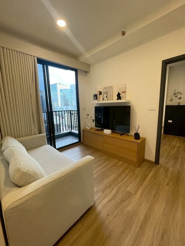The Stage Mindscape Ratchada Huai khwang ห้องมุม ระเบียนวิวสระว่ายน้ำ เพิ่ม renovate ใหม่ทั้งห้อง The Stage Mindscape Ratchada Huai khwang ห้องมุม ระเบียนวิวสระว่ายน้ำ เพิ่ม renovate ใหม่ทั้งห้อง