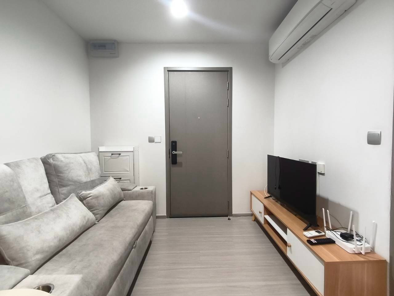 PFD-09185 Condo for rent Life Asoke Hype