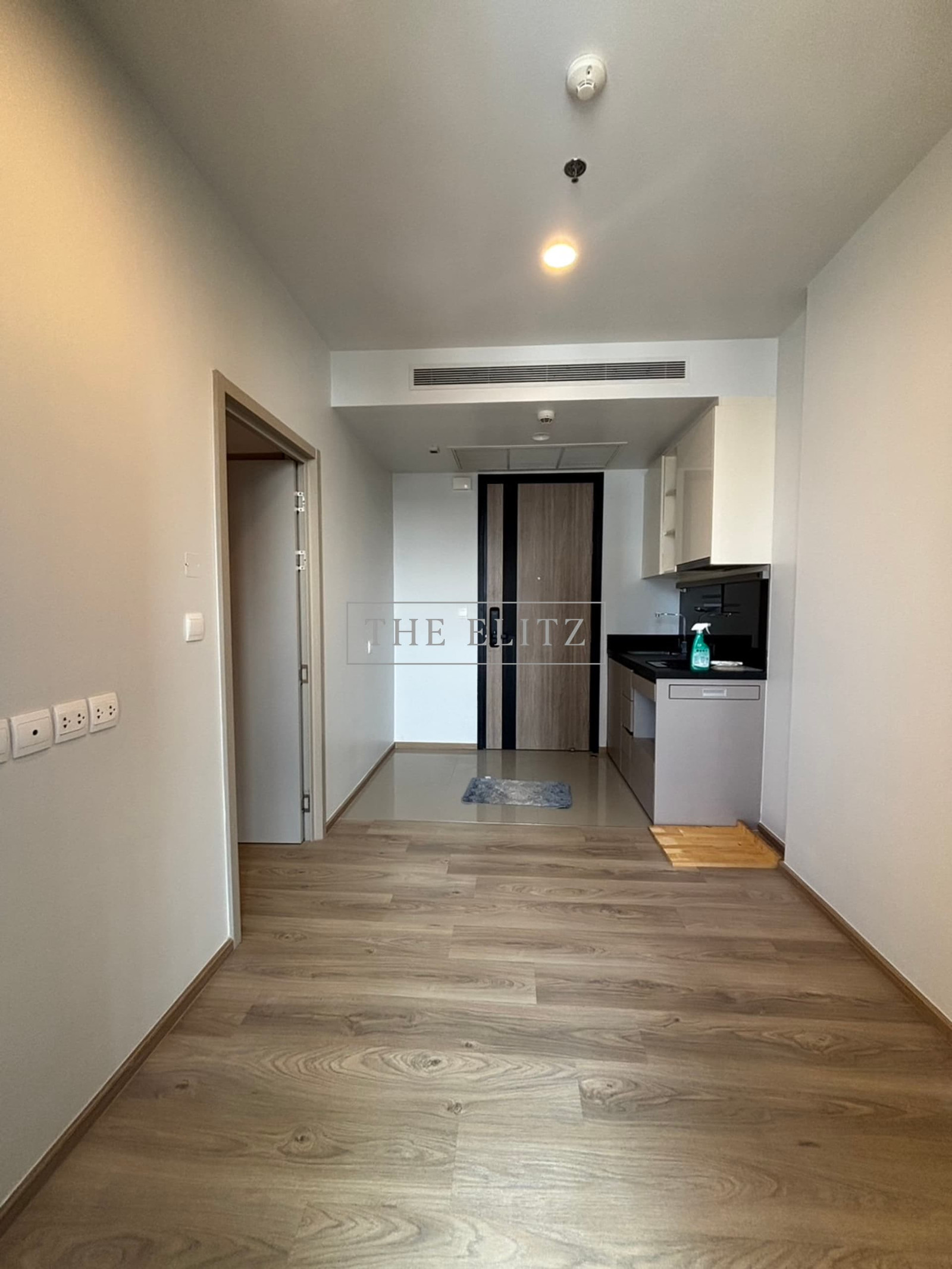 ราคาดีที่สุด🔥🔥 ห้องใหม่! Oka Haus Sukhumvit 36 1 ห้องนอน 27 ตรม. ราคา 3.25 MB เบอร์ติดต่อ 065-889-9963 คุณปุยนุ่น ราคาดีที่สุด🔥🔥 ห้องใหม่! Oka Haus Sukhumvit 36 1 ห้องนอน 27 ตรม. ราคา 3.25 MB เบอร์ติดต่อ 065-889-9963 คุณปุยนุ่น