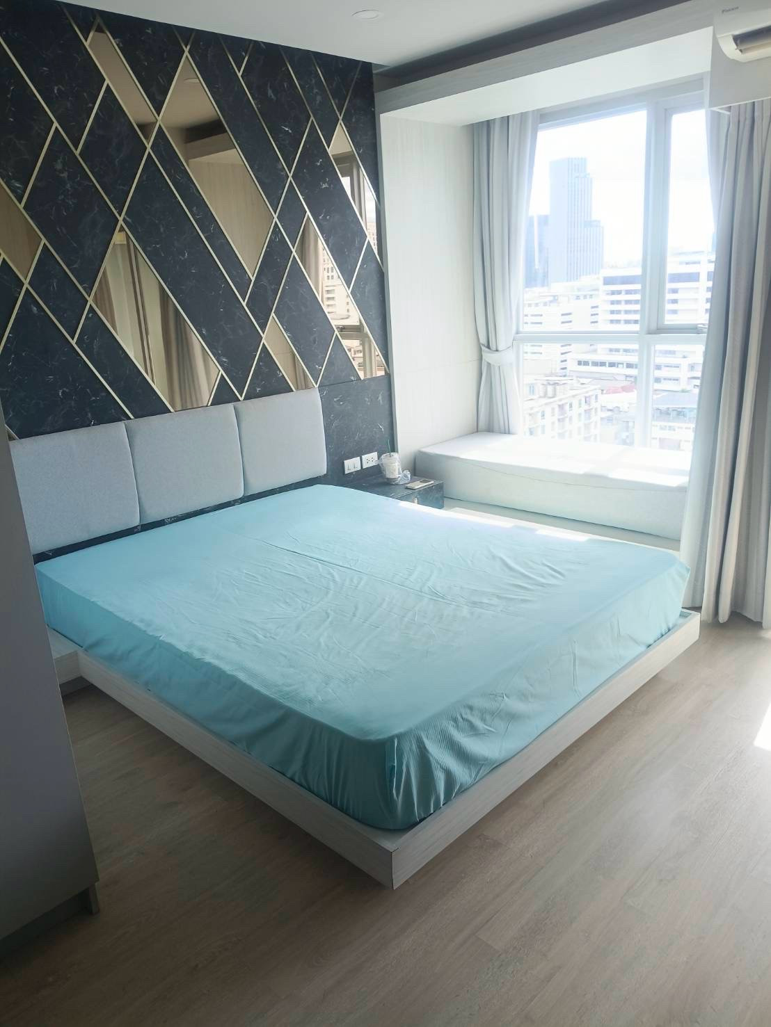 22 Sep 26 Update ชั้นสูง ราคาแสนถูกก 26  SQM 11,500
