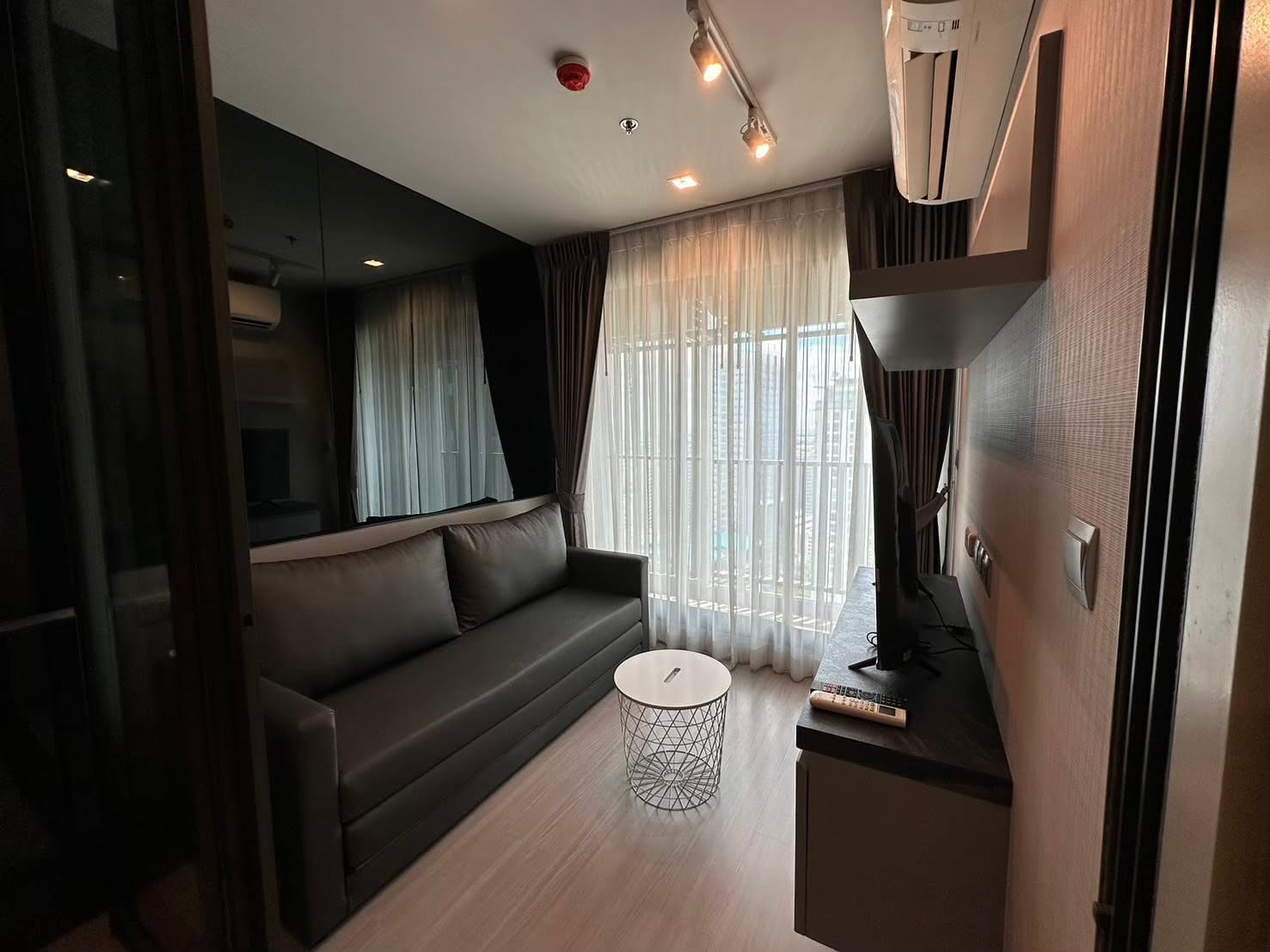💛🌻 Life Ladprao 🌻💛 1 BEDROOM + 1 BATHROOM | 35.98 SQ.M. 💛🌻 Life Ladprao 🌻💛 1 BEDROOM + 1 BATHROOM | 35.98 SQ.M.