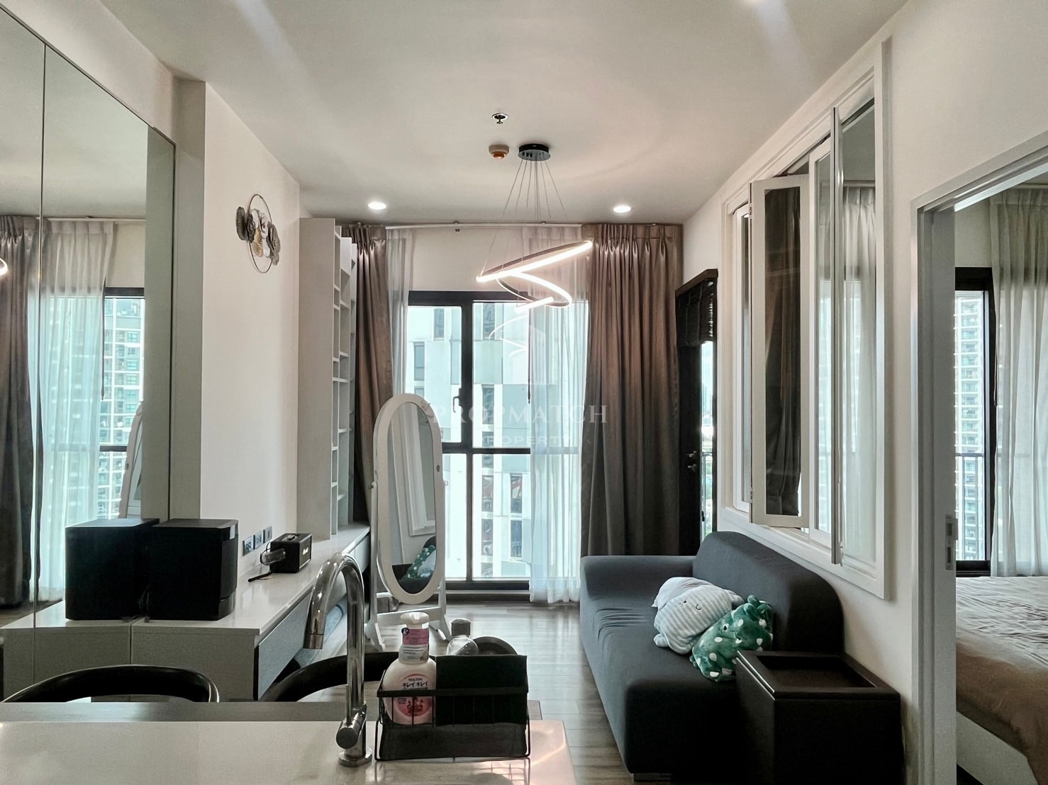 ✨Flash Deal ✨ Wyne by Sansiri (1Bed 1Bath 35SQM.) ready to move in! Only 19,000 baht per month Tel.0981315848@propmatch