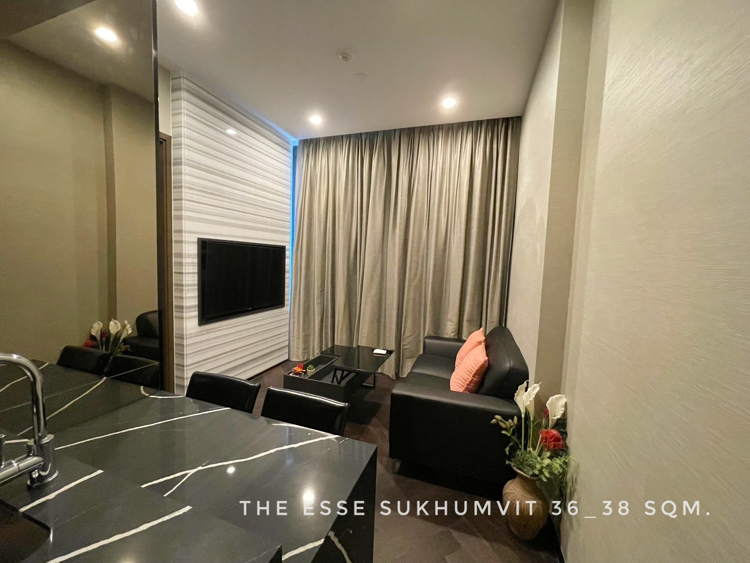 🎉🎉SPECIAL October discount 10,000 THB--Ready to stay luxury condo on Sukhumvit Road at The Esse Sukhumvit 36 high floor 1 bedroom  – รูปที่ 3
