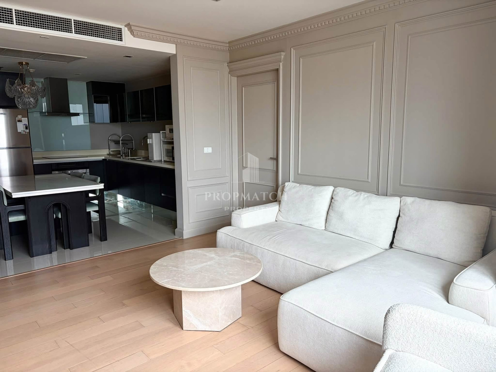 ✨Flash Deal ✨Eight Thonglor Residences ( 2Bed 2Bath 96.36SQM.) พร้อมอยู่ ! เพียง 85,000 บาทต่อเดือน Tel.0981315848@propmatch 