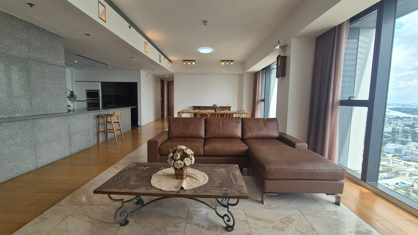 For Rent The Met Sathorn | 3bed 3bath + maid room | Add line: @agentkarn For Rent The Met Sathorn | 3bed 3bath + maid room | Add line: @agentkarn