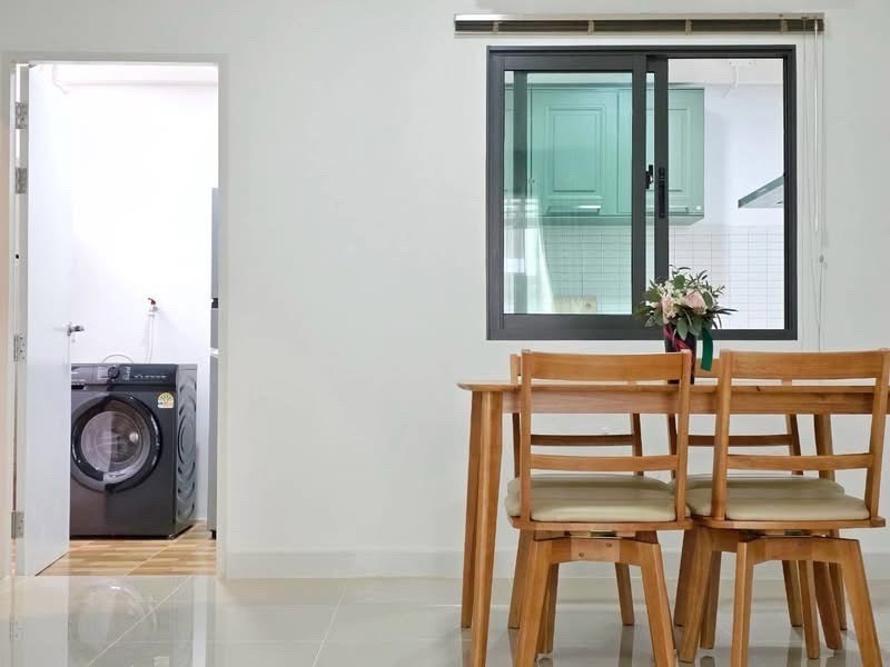 🌟ให้เช่าทาวน์โฮม พลีโน่ สุขุมวิท – บางนา 3 บ้านสวย 2 ชั้น 3 ห้องนอน  2 ห้องน้ำ ทาวน์โฮมตกแต่งบิ้วท์อินสไตล์โมเดิร์น บรรยากาศเงียบสงบ💥ค่าเช่า: 40,000 บาท/เดือน  – รูปที่ 4