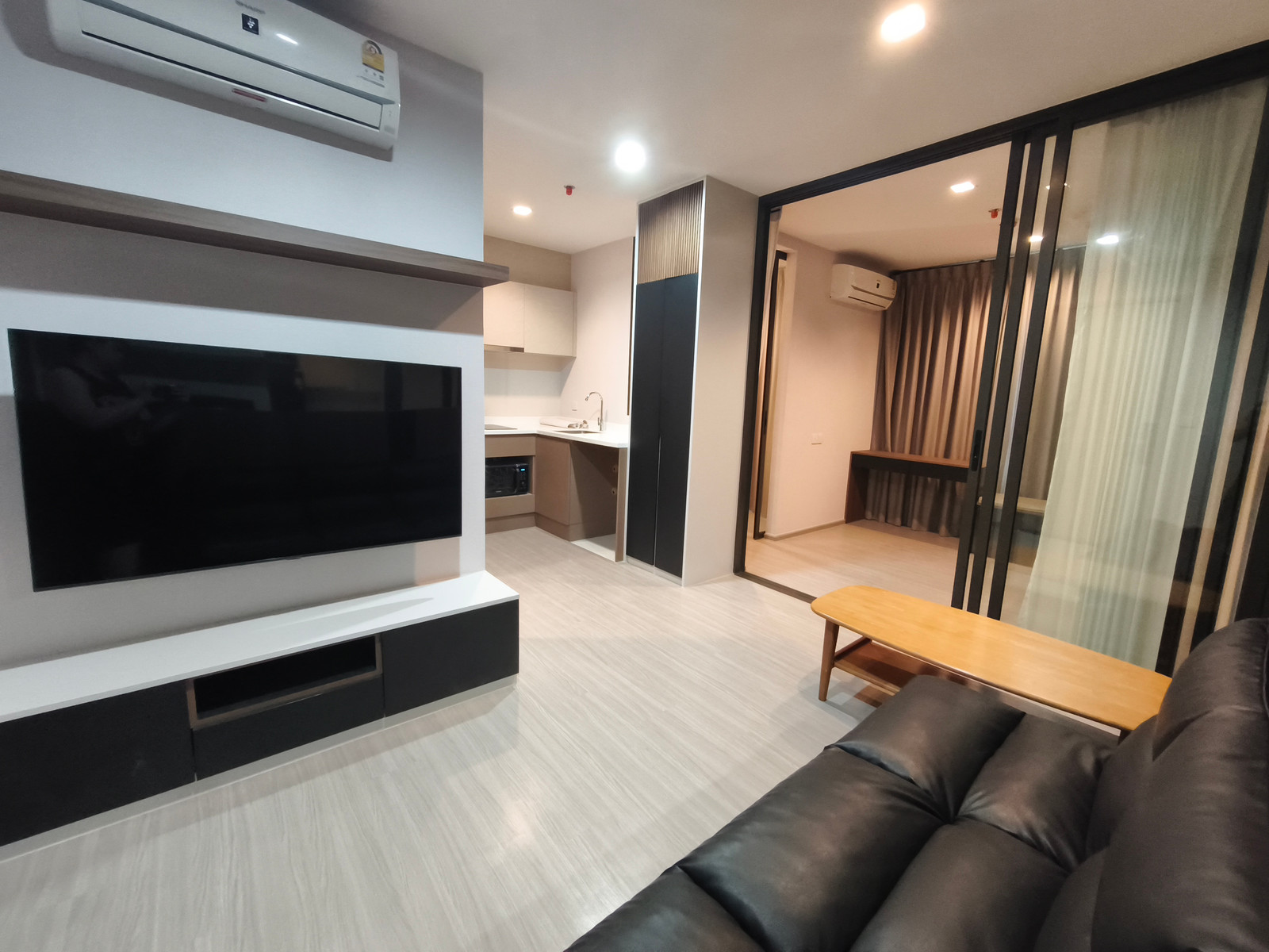 Life Sathorn Sierra   l 1b1b 32 Sqm. l 17,000 Fully-Furnished