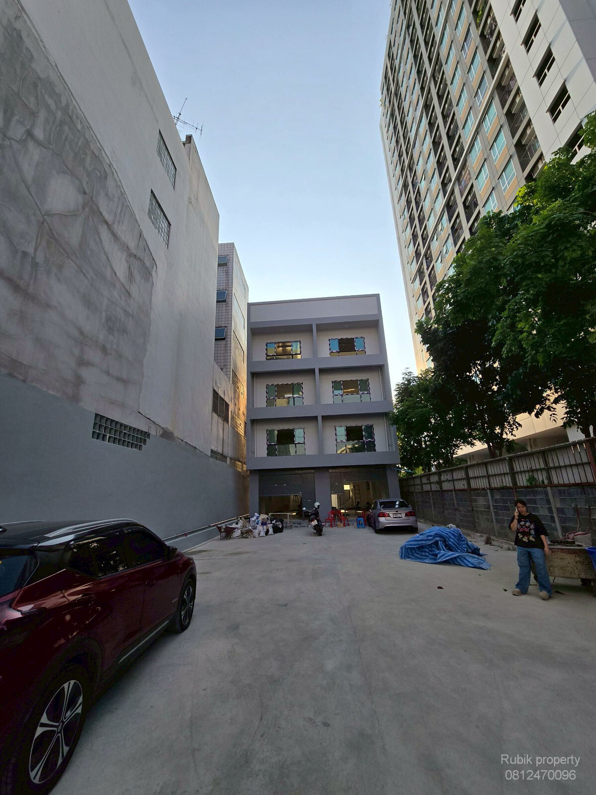 🏢 NEW COMMERCIAL BUILDING FOR RENT | MRT TAO POON RB2301 ✨ Newly built commercial building, 2 units, 4 floors. 🏢 NEW COMMERCIAL BUILDING FOR RENT | MRT TAO POON RB2301 ✨ Newly built commercial building, 2 units, 4 floors.