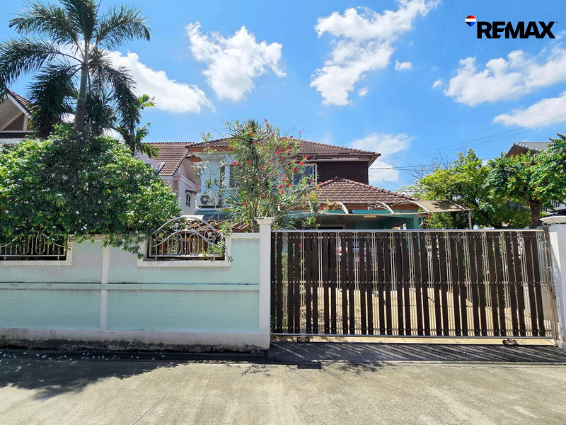 Single house for sale, Baan Sinsuk, Ekachai 101, Bang Bon, corner house, 100 sq m.