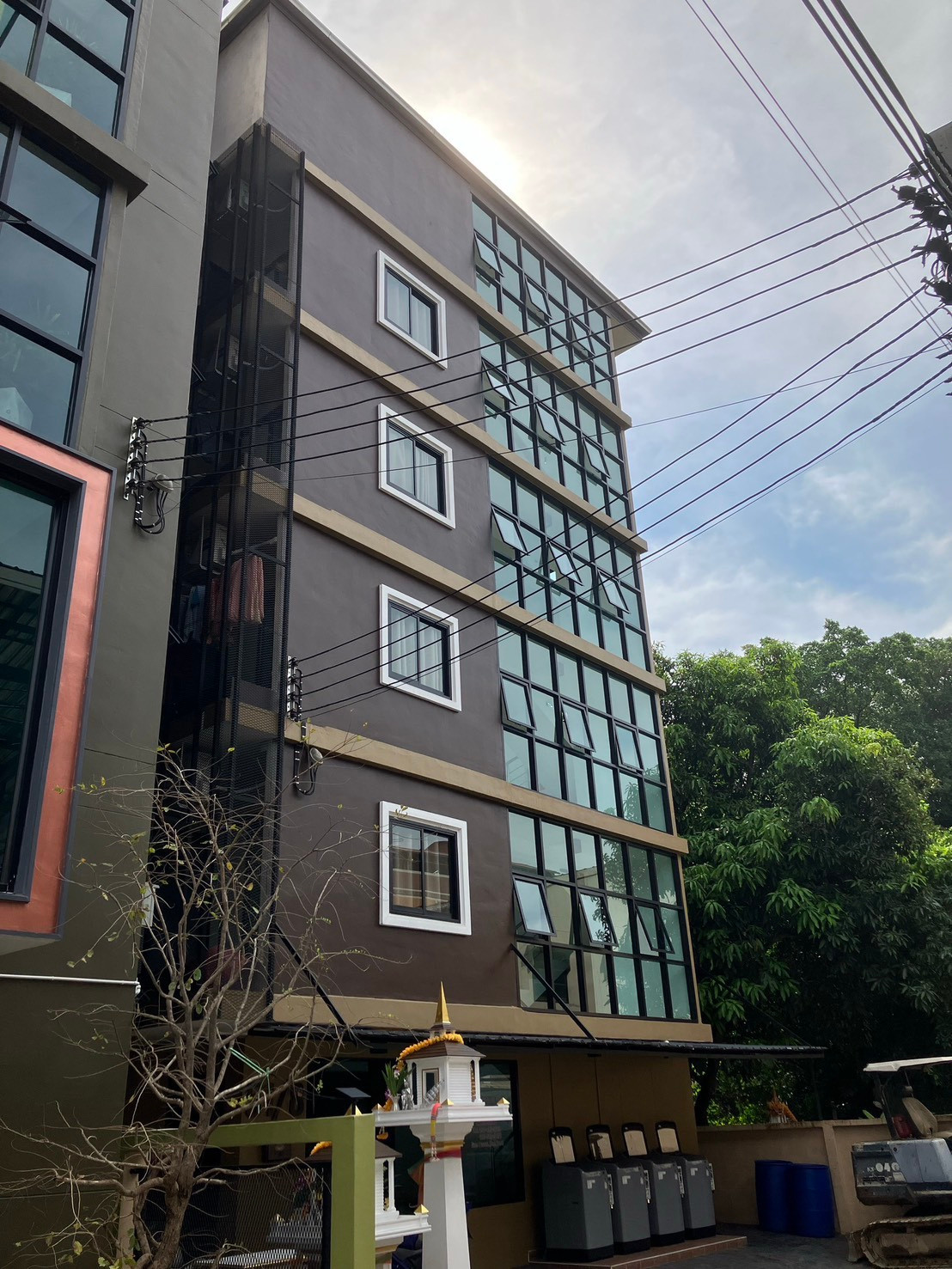 🔥44 apartments for sale, Bang Khen, Bangkok, near Wat Phra Si Mahathat, Phahon Yothin 55 location, with rental income. 🔥44 apartments for sale, Bang Khen, Bangkok, near Wat Phra Si Mahathat, Phahon Yothin 55 location, with rental income.