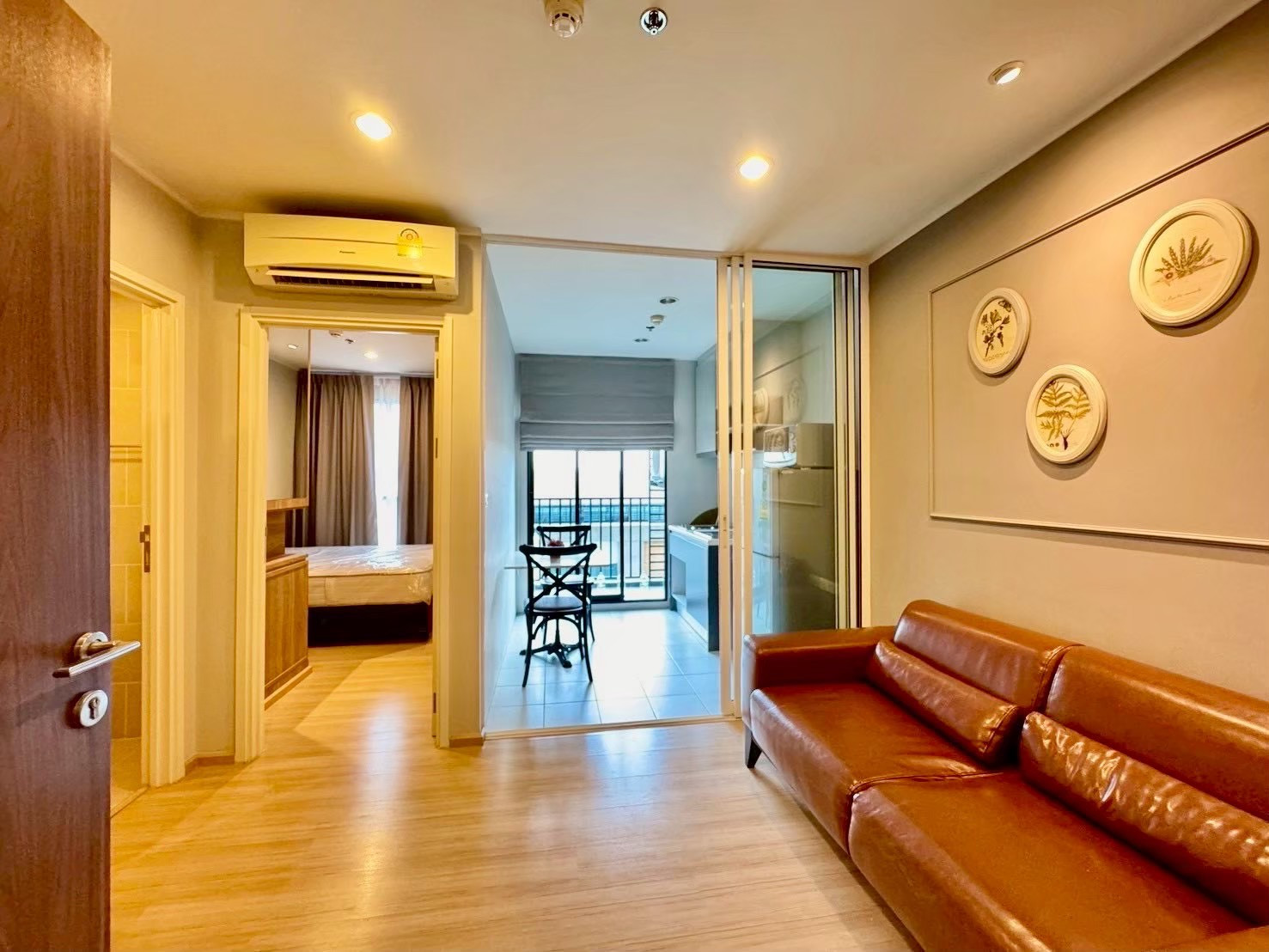 For Rent: The Base Chaengwattana, 30.64 sq.m., 1 Bedroom, 1 Bathroom, Fully Furnished, 10,000 THB/month For Rent: The Base Chaengwattana, 30.64 sq.m., 1 Bedroom, 1 Bathroom, Fully Furnished, 10,000 THB/month