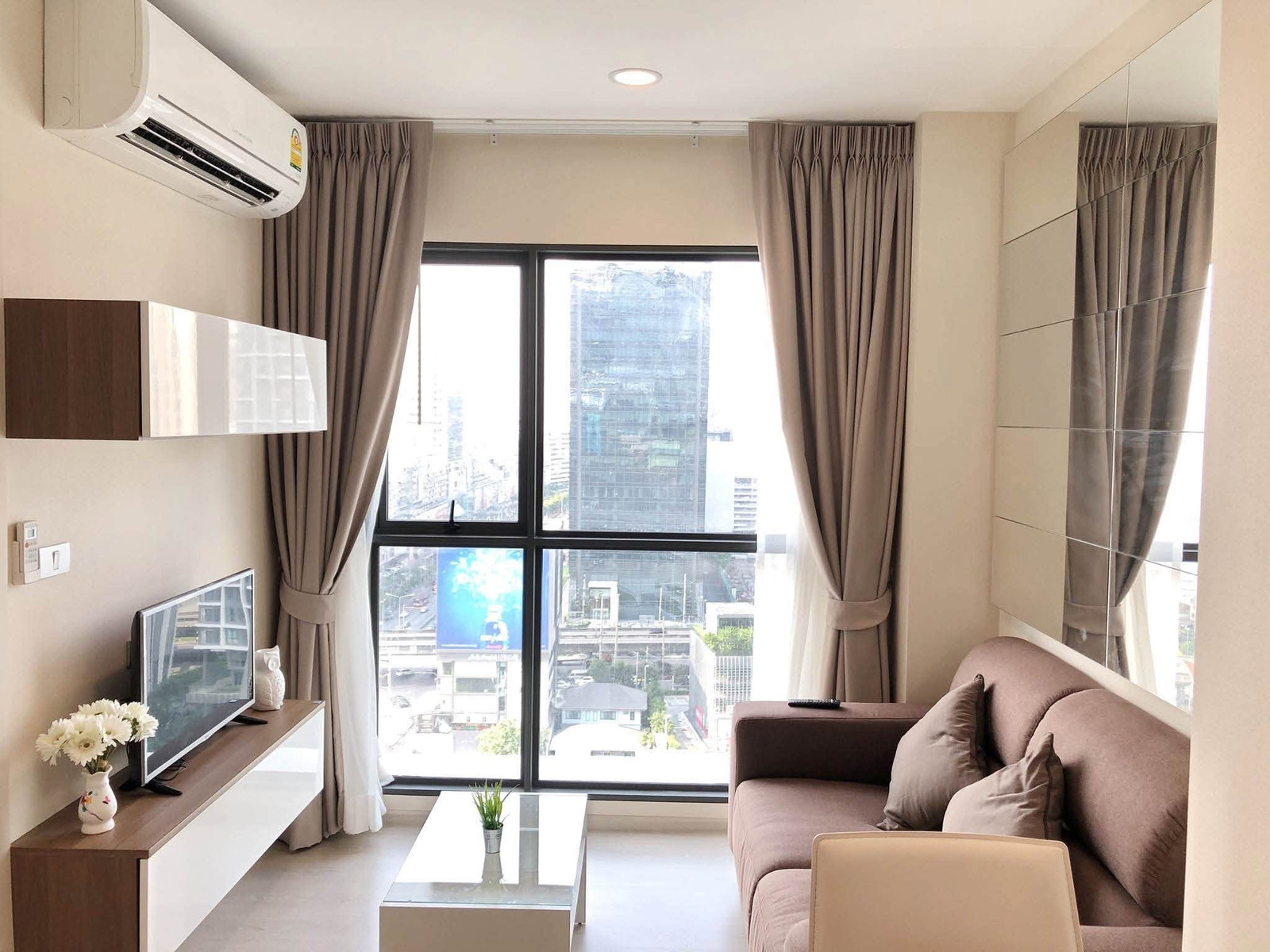 High floor city view | Room ready to move in, near MRT Rama 9