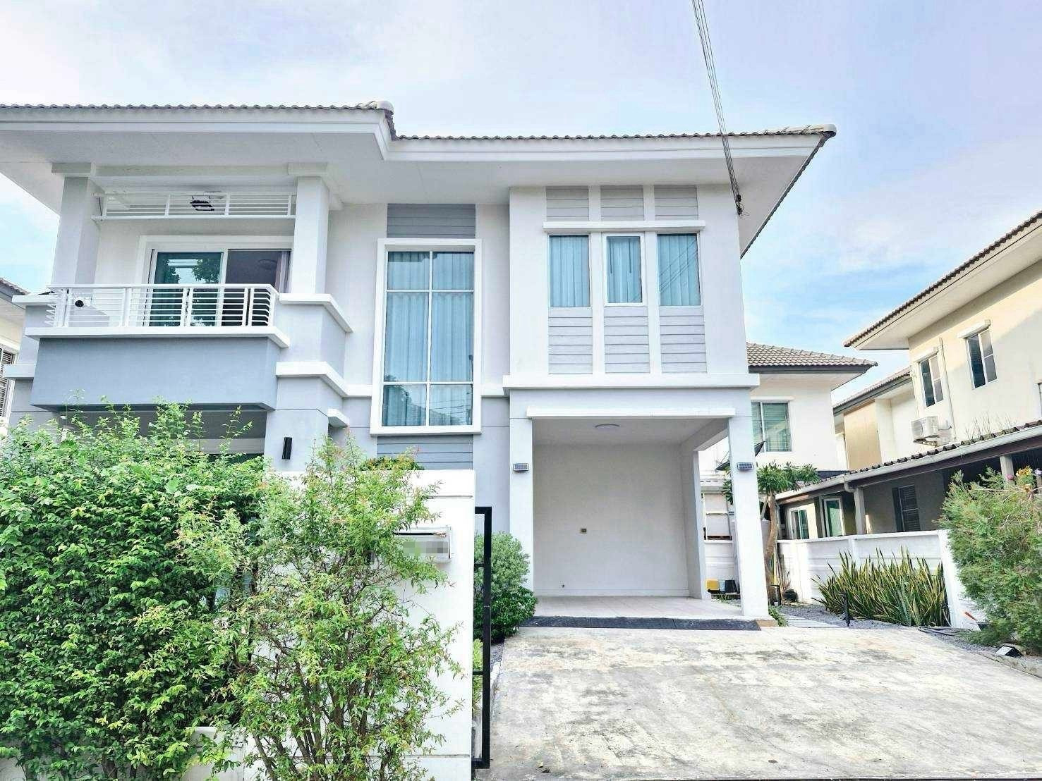 Single House for Rent: Pruksavillage The Season Romklao-Ladkrabang 🚇🚝🌈 Single House for Rent: Pruksavillage The Season Romklao-Ladkrabang 🚇🚝🌈