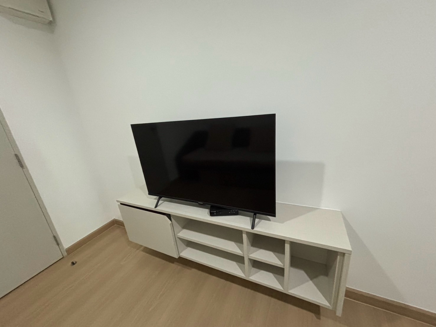 Condo for rent, 1 bedroom, partitioned, closed kitchen, near department stores and BTS Samrong. – รูปที่ 3