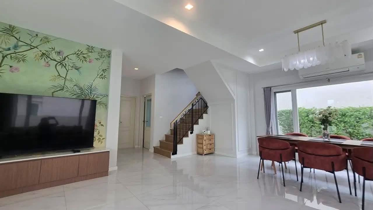 ให้เช่าบ้านเดี่ยวสไตล์ Modern French | บ้านพร้อมอยู่ | ติดสวนและคลับเฮ้าส์ – รูปที่ 3
