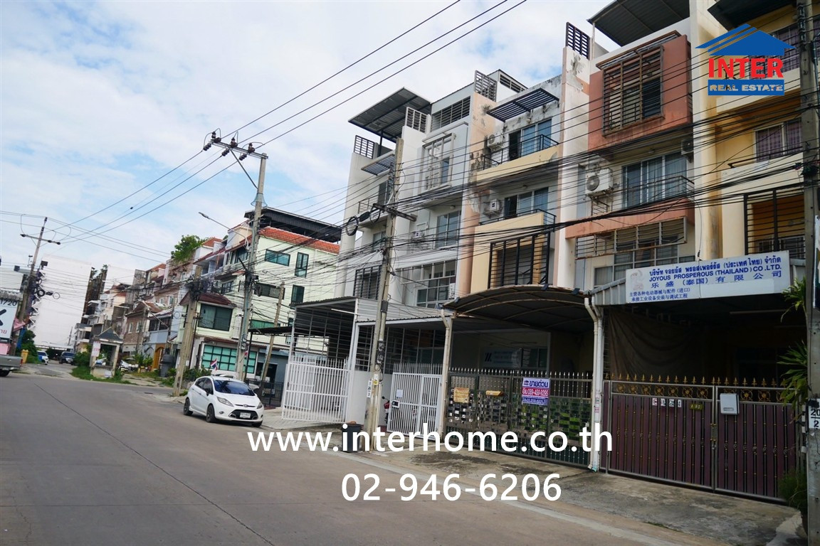 ทาวน์โฮม 4 ชั้น 27 ตร.ว. หมู่บ้าน ณ นครินทร์ ใกล้คอนโดศุภาลัย เซนส์ ศรีนครินทร์ ซอยศรีนครินทร์40 ถนนศรีนครินทร์ ถนนสุขุมวิท ถนนอ่อนนุช เขตประเวศ กรุงเทพมหานคร ทาวน์โฮม 4 ชั้น 27 ตร.ว. หมู่บ้าน ณ นครินทร์ ใกล้คอนโดศุภาลัย เซนส์ ศรีนครินทร์ ซอยศรีนครินทร์40 ถนนศรีนครินทร์ ถนนสุขุมวิท ถนนอ่อนนุช เขตประเวศ กรุงเทพมหานคร