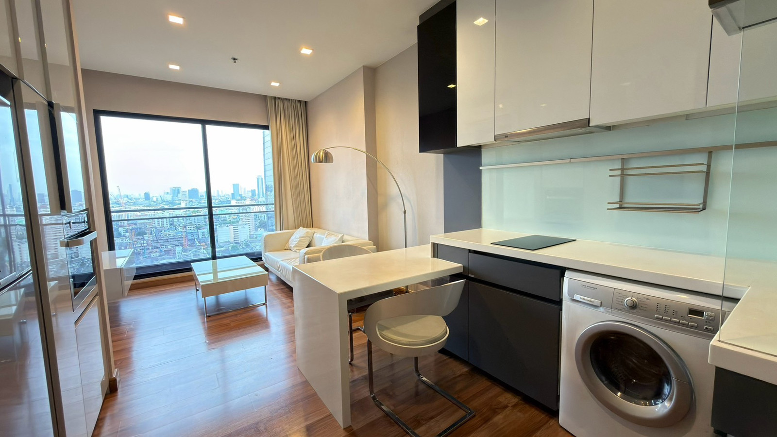 for RENT : IVY ampio 1 bedroom 1bathroom (BIG room) Please call 095-3905490 for RENT : IVY ampio 1 bedroom 1bathroom (BIG room) Please call 095-3905490