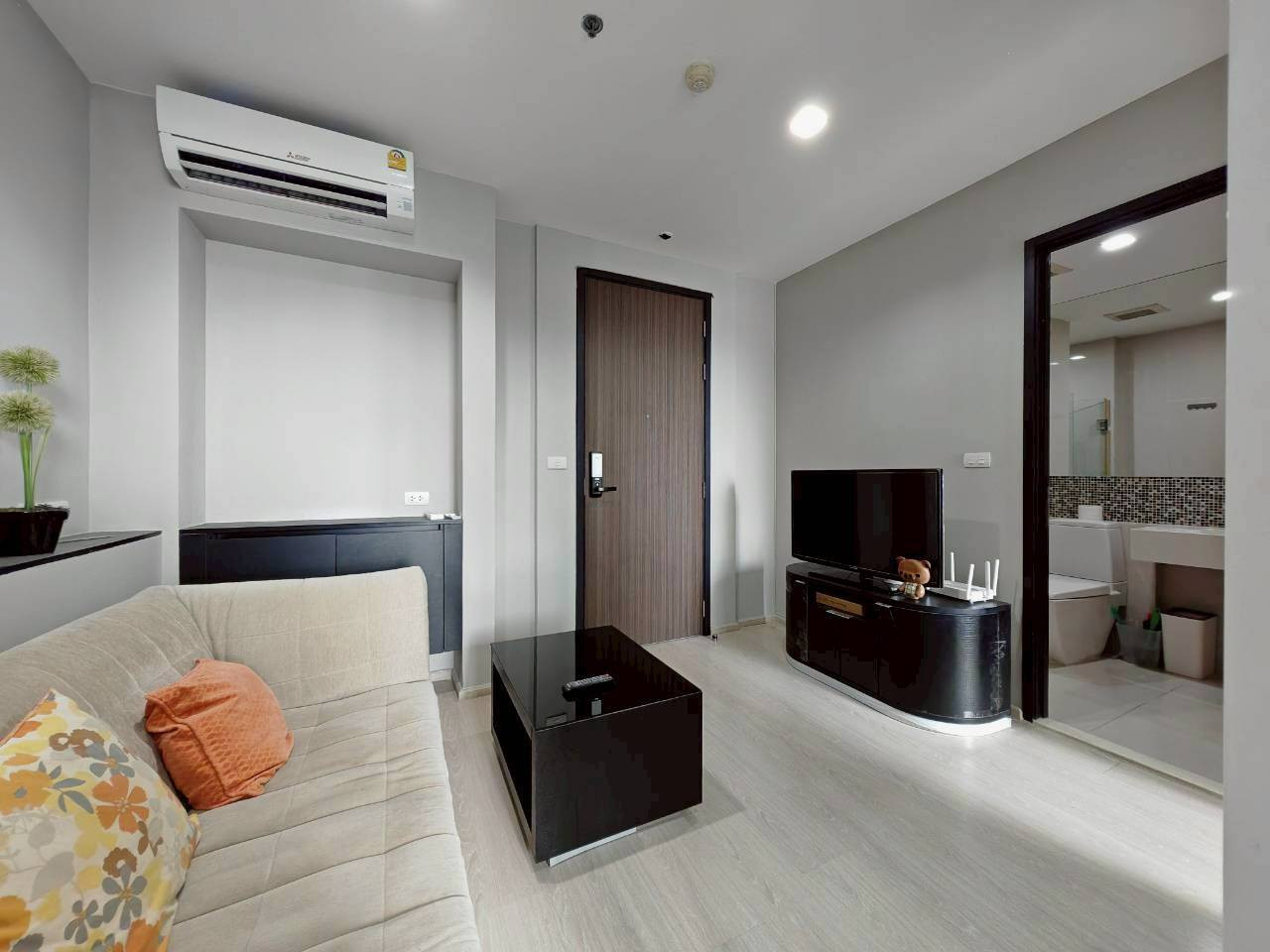 🟢 ให้เช่า คอนโด RHYTHM Sukhumvit 44/1 ห้องสวย ราคาดี! 🔥1 นอน 32 ตร.ม. เฟอร์เครื่องใช้ไฟฟ้าครบ ว่างพร้อมเข้าชม ⎯ เดินทางสะดวก 🚆 BTS พระโขนง