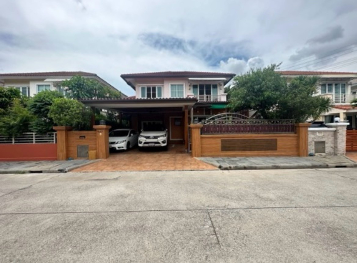 คุ้มค่ามาก ! 🏡บ้านเดี่ยว คาซ่า วิลล์ ราชพฤกษ์ - รัตนาธิเบศร์ 📍กว้างใหญ่ จอดรถได้ 2 คัน เพียง 5.5 ลบ. 🔥( นัดชมได้ค่ะ📞 : 062-362-5623 ) ขนาด 50.4 ตร.วา 200 ตร.ม. 3 ห้องนอน 3 ห้องน้ำ สภาพดี น่าอยู่ ✨