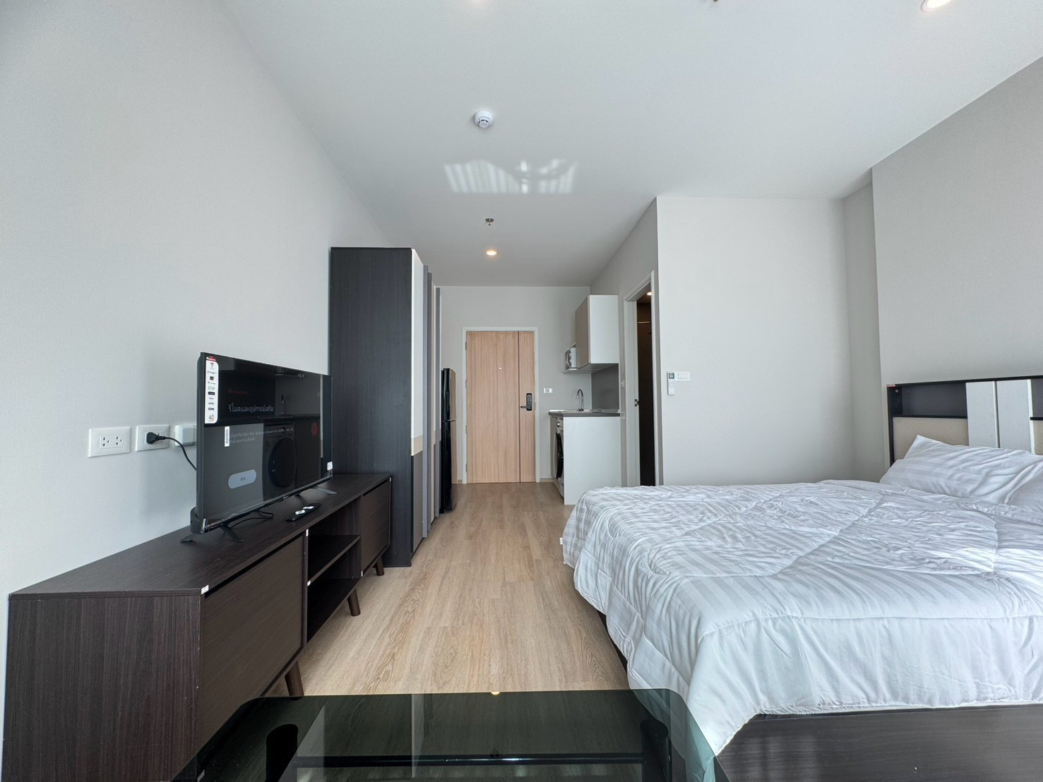 SVR-637 Condo for rent Lumpini Place Chaengwattana-Pak Kret Station, size 35 sq m., 1 bedroom, 12A floor. SVR-637 Condo for rent Lumpini Place Chaengwattana-Pak Kret Station, size 35 sq m., 1 bedroom, 12A floor.