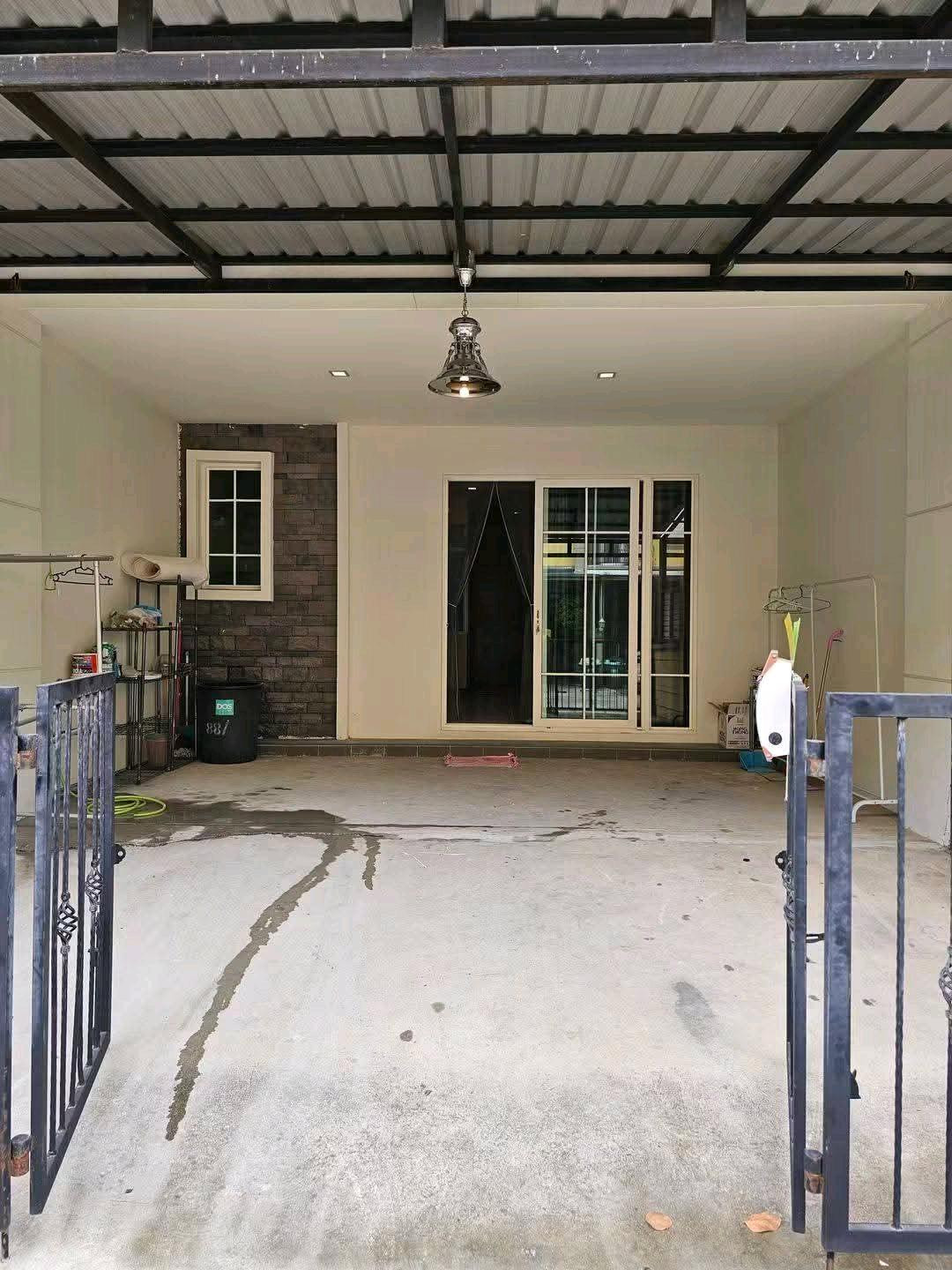 บ้านรีโนเวทใหม่ให้เช่าโกลเด้นทาวน์อ่อนนุช 65 เลี้ยงสัตว์พันธุ์เล็กได้ T.062-1574449 – รูปที่ 2