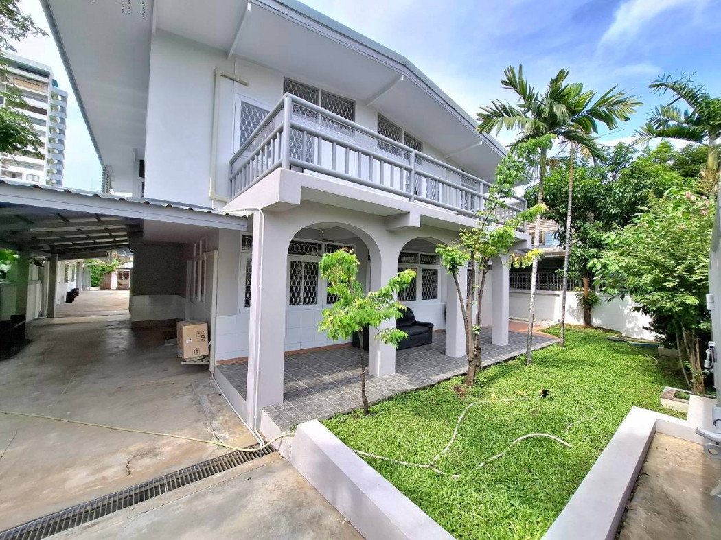 ให้เช่า บ้านเดี่ยว หลังใหญ่ รีโนเวทใหม่ | วิภาวดี 44–46 550 ตรม 1 งาน 65 ตรว เฟอร์นิเจอร์ครบ