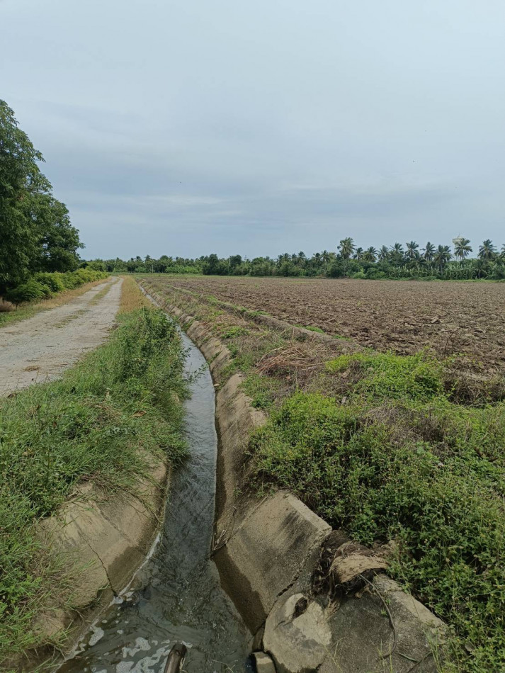 Land for sale 450,000 baht-rai, large plot, still affordable price, has water, has roads on 3 sides, 18 rai 4 ngan 4 sq m. – รูปที่ 3